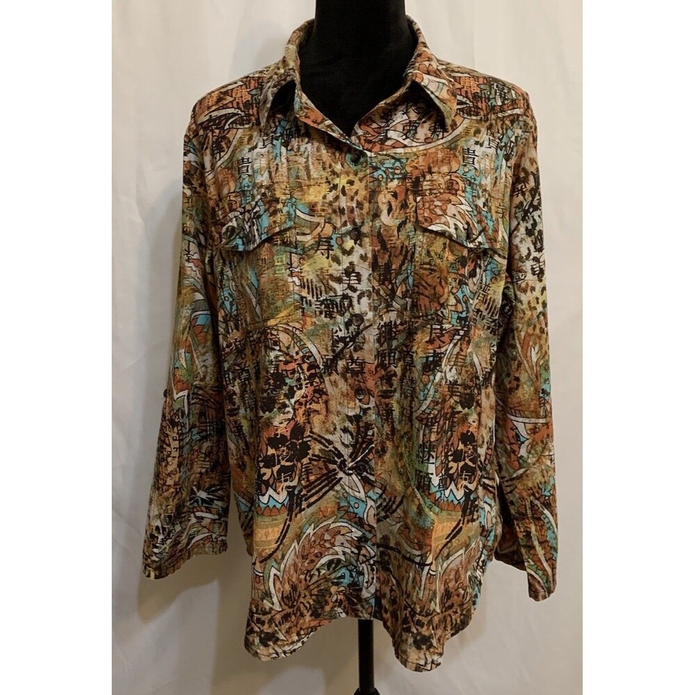 CHICOS Size 2 Womens Large Top Artsy Long Roll Tab Sleeves Collared Button Up